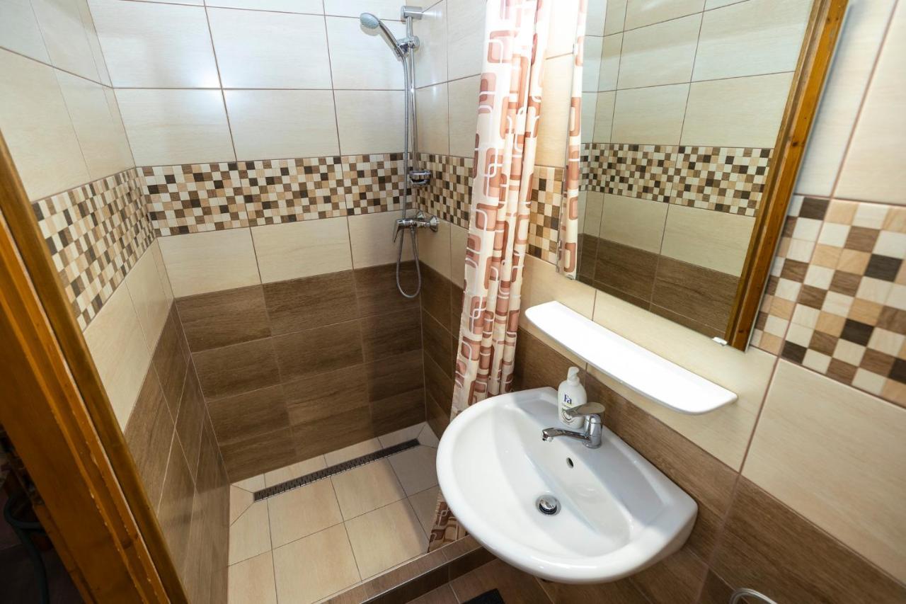 Cecey Apartman 埃格尔 外观 照片